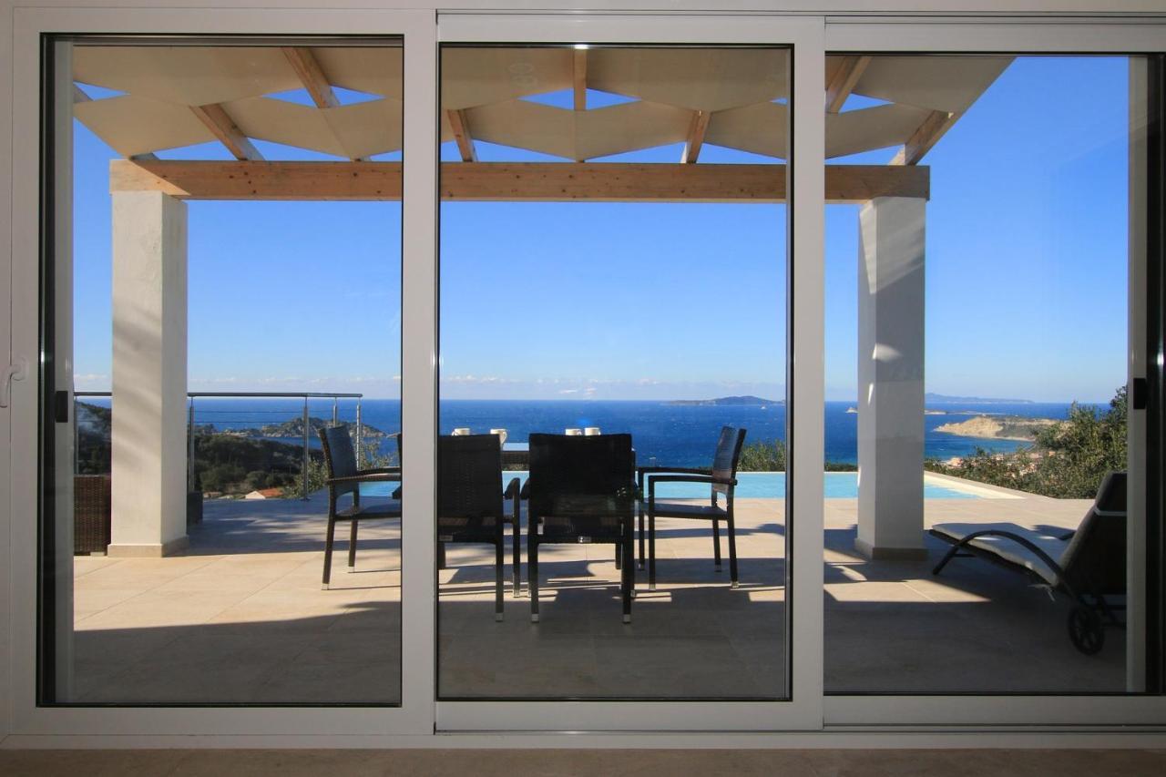 Sunset Sea View Villa 1 アギオス・ゲオルギオス エクステリア 写真